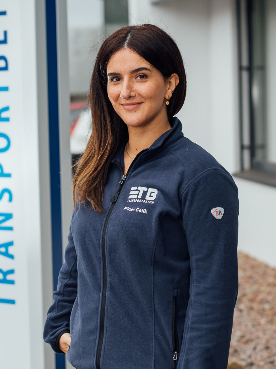 Pinar Celik